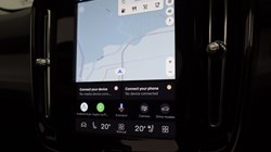 2025 (75) VOLVO XC40 2.0 B4P Ultra Dark 5dr Auto 5446840