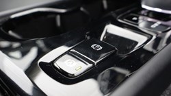 2025 (74) VOLVO XC40 2.0 B4P Ultra Dark 5dr Auto 5479518
