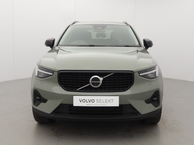 2025 (74) VOLVO XC40 2.0 B4P Ultra Dark 5dr Auto 5479456