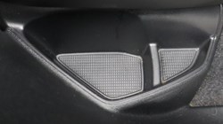 2025 (74) VOLVO XC40 2.0 B4P Ultra Dark 5dr Auto 5479498