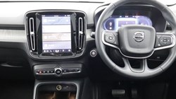 2025 (74) VOLVO XC40 2.0 B4P Ultra Dark 5dr Auto 5479502