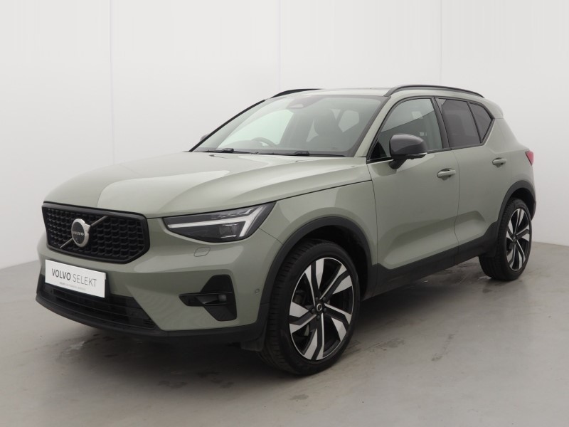 2025 (74) VOLVO XC40 2.0 B4P Ultra Dark 5dr Auto 5479455