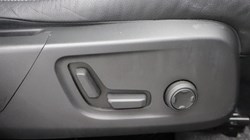 2025 (74) VOLVO XC40 2.0 B4P Ultra Dark 5dr Auto 5479490