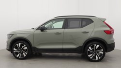2025 (74) VOLVO XC40 2.0 B4P Ultra Dark 5dr Auto 5479459