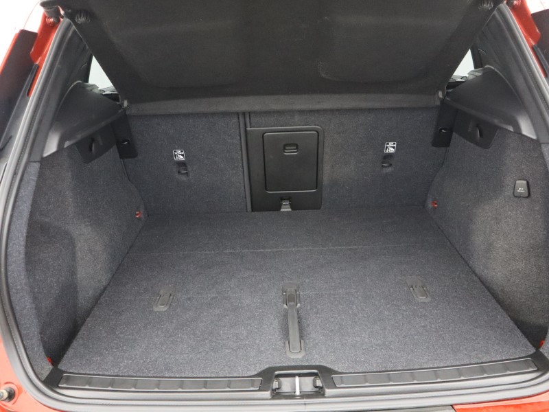 2023 (73) VOLVO XC40 2.0 B4P Ultimate Dark 5dr Auto 5472758
