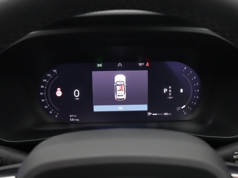 2023 (73) VOLVO XC40 2.0 B4P Ultimate Dark 5dr Auto 5472791