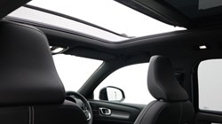 2023 (73) VOLVO XC40 2.0 B4P Ultimate Dark 5dr Auto 5472781