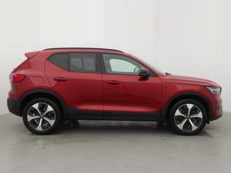 2023 (73) VOLVO XC40 2.0 B4P Ultimate Dark 5dr Auto 5650524