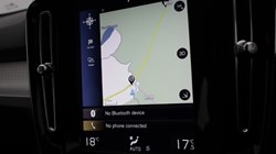 2020 (20) VOLVO XC40 2.0 D3 Momentum 5dr Geartronic 5489463