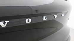 2020 (20) VOLVO XC40 2.0 D3 Momentum 5dr Geartronic 5489435