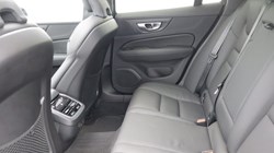 2025 (25) VOLVO V60 2.0 B4P Ultra Dark 5dr Auto 5497653