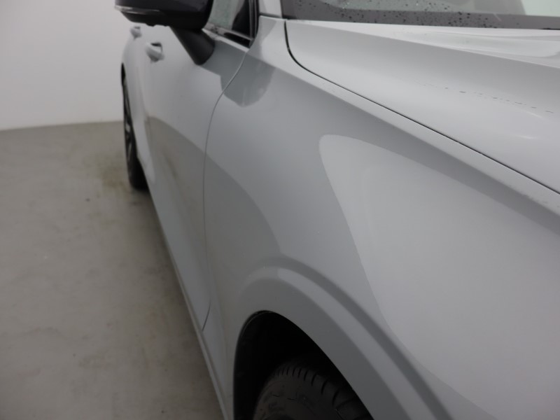 2025 (25) VOLVO V60 2.0 B4P Ultra Dark 5dr Auto 5497640