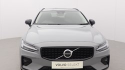 2025 (25) VOLVO V60 2.0 B4P Ultra Dark 5dr Auto 5497627