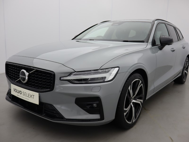 2025 (25) VOLVO V60 2.0 B4P Ultra Dark 5dr Auto 5497636