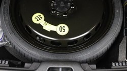 2025 (25) VOLVO V60 2.0 B4P Ultra Dark 5dr Auto 5497645