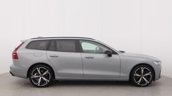 2025 (25) VOLVO V60 2.0 B4P Ultra Dark 5dr Auto 5497631