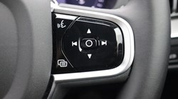 2025 (75) VOLVO XC60 2.0 B5P Plus Black Edition 5dr AWD Geartronic 5485673