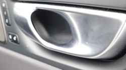 2025 (75) VOLVO XC60 2.0 B5P Plus Black Edition 5dr AWD Geartronic 5485653