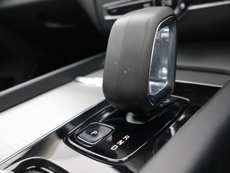 2023 (73) VOLVO XC60 2.0 T6 [350] RC PHEV Plus Dark 5dr AWD Geartronic 5490167