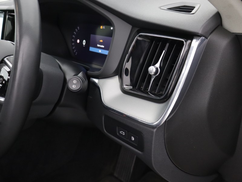 2023 (73) VOLVO XC60 2.0 T6 [350] RC PHEV Plus Dark 5dr AWD Geartronic 5490138