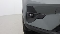 2025 (75) VOLVO XC40 2.0 B4P Ultra Dark 5dr Auto *VAT QUALIFYING* 5496500