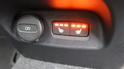 2025 (75) VOLVO XC40 2.0 B4P Ultra Dark 5dr Auto *VAT QUALIFYING* 5496532