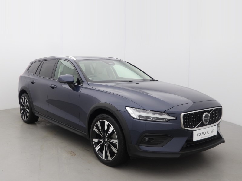 2023 (23) VOLVO V60 2.0 B5P Cross Country Plus 5dr AWD Auto