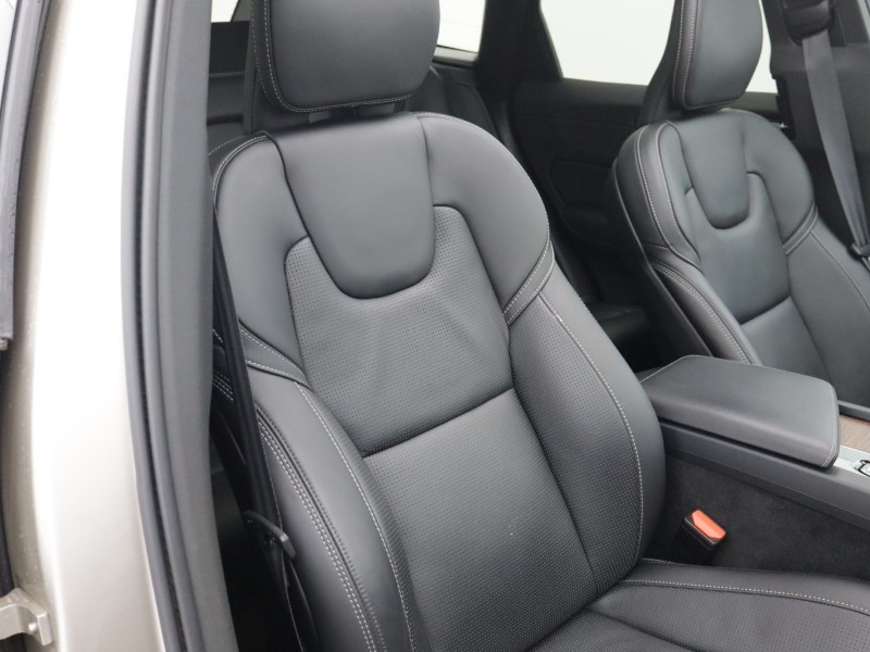2024 (24) VOLVO XC60 2.0 T8 [455] RC PHEV Ultimate Dark 5dr AWD Gtron 5472032