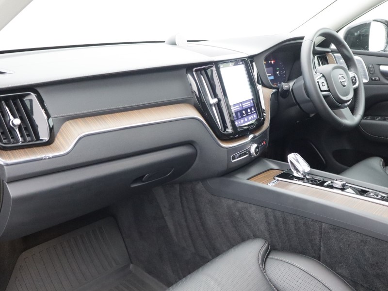 2024 (24) VOLVO XC60 2.0 T8 [455] RC PHEV Ultimate Dark 5dr AWD Gtron 5472036