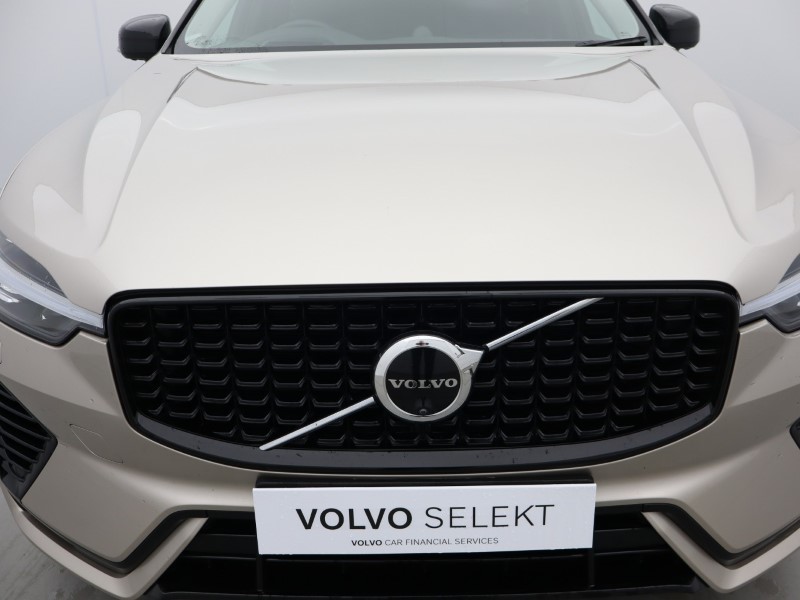 2024 (24) VOLVO XC60 2.0 T8 [455] RC PHEV Ultimate Dark 5dr AWD Gtron 5472009