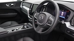 2022 (22) VOLVO XC60 2.0 B4D Momentum 5dr AWD Geartronic 5517150