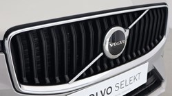 2022 (22) VOLVO XC60 2.0 B4D Momentum 5dr AWD Geartronic 5517126