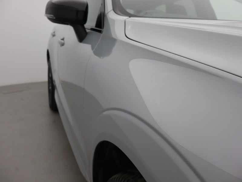 2025 (75) VOLVO XC60 2.0 T6 [350] PHEV Plus Dark 5dr AWD Geartronic 5564378