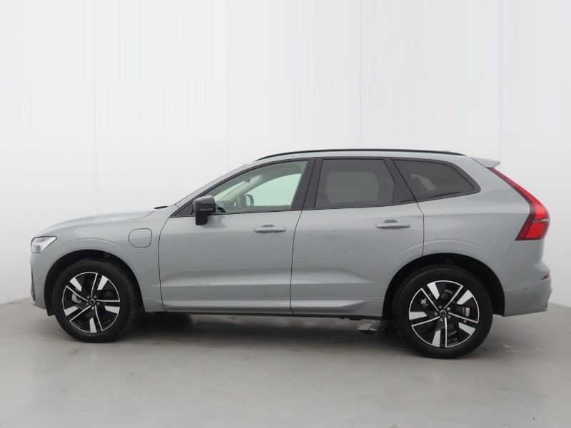 2025 (75) VOLVO XC60 2.0 T6 [350] PHEV Plus Dark 5dr AWD Geartronic 5564368