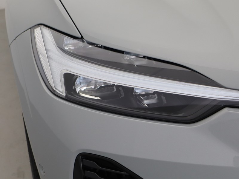 2025 (75) VOLVO XC60 2.0 T6 [350] PHEV Plus Dark 5dr AWD Geartronic 5564372