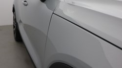 2025 (75) VOLVO XC40 2.0 B3P Ultra Dark 5dr Auto 5509460