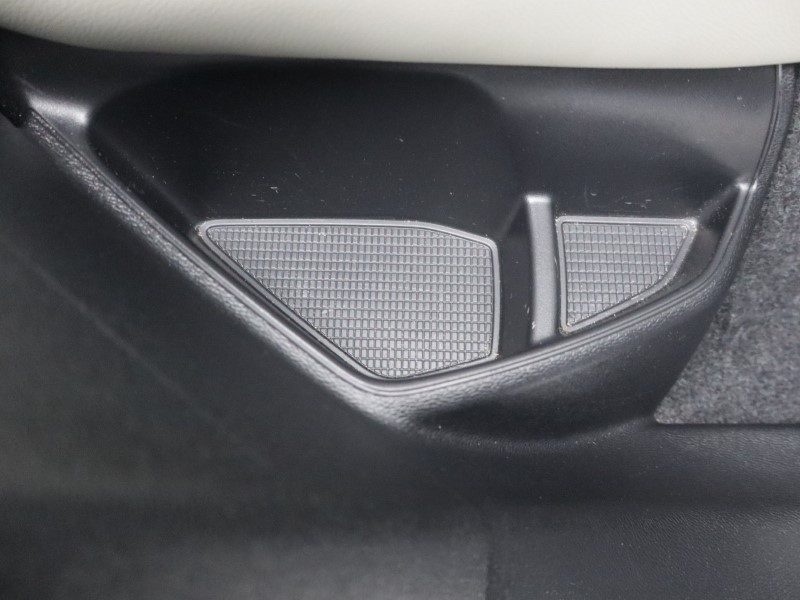 2025 (75) VOLVO XC40 2.0 B3P Ultra Dark 5dr Auto 5509490