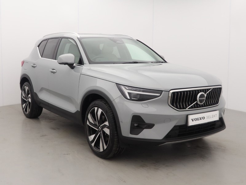 2025 (75) VOLVO XC40 2.0 B3P Ultra Dark 5dr Auto