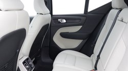 2025 (75) VOLVO XC40 2.0 B3P Ultra Dark 5dr Auto 5509474