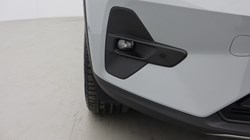 2025 (75) VOLVO XC40 2.0 B3P Ultra Dark 5dr Auto 5509459