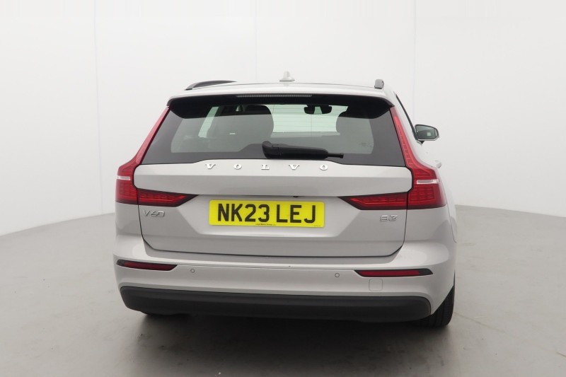 2023 (23) VOLVO V60 2.0 B3P Core 5dr Auto [7 speed] 5578790