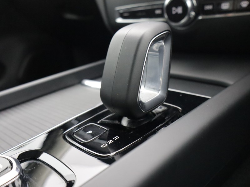 2023 (23) VOLVO V60 2.0 B3P Core 5dr Auto [7 speed] 5578664