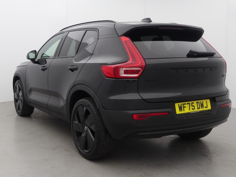 2025 (75) VOLVO XC40 2.0 B4P Plus Black Edition 5dr Auto 5579534