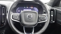 2025 (75) VOLVO XC40 2.0 B4P Plus Black Edition 5dr Auto 5579571