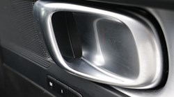 2025 (75) VOLVO XC40 2.0 B4P Plus Black Edition 5dr Auto 5579556