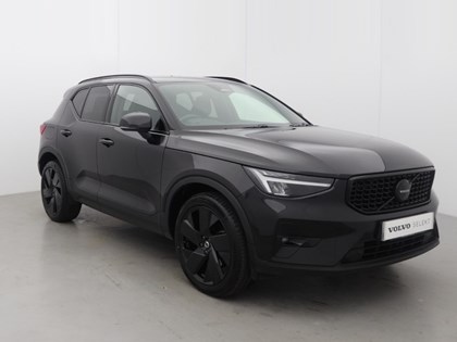 2025 (75) VOLVO XC40 2.0 B4P Plus Black Edition 5dr Auto