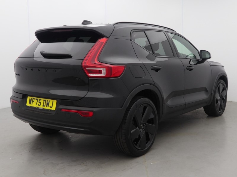 2025 (75) VOLVO XC40 2.0 B4P Plus Black Edition 5dr Auto 5579535