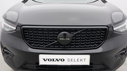 2025 (75) VOLVO XC40 2.0 B4P Plus Black Edition 5dr Auto 5579539