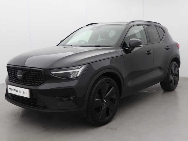 2025 (75) VOLVO XC40 2.0 B4P Plus Black Edition 5dr Auto 5579528