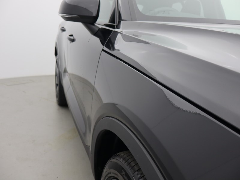2025 (75) VOLVO XC40 2.0 B4P Plus Black Edition 5dr Auto 5579541